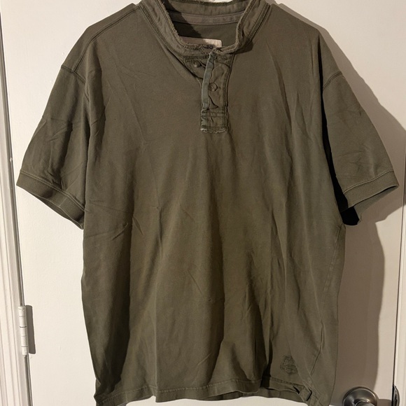 Eddie Bauer Other - Eddie Bauer Men's Casual Olive Button Down Shirt